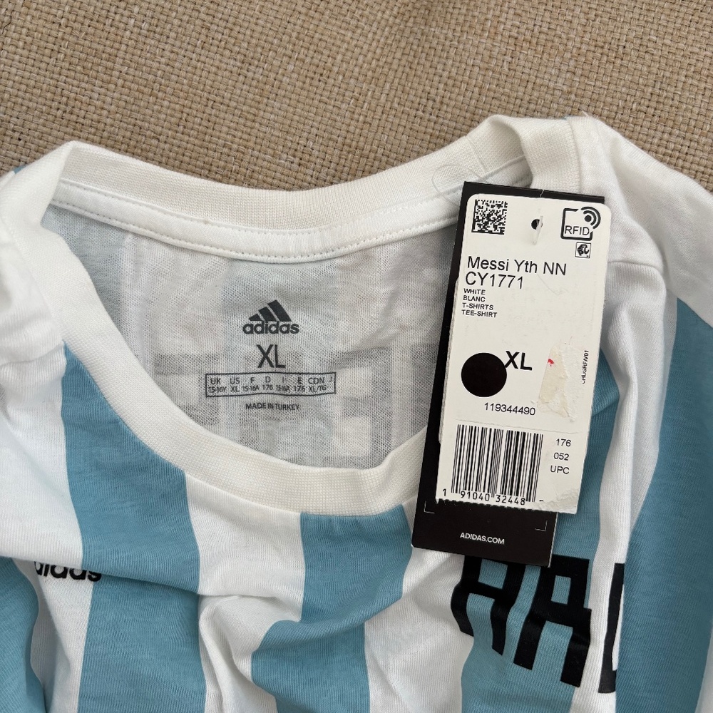 NWT Adidas Youth Argentina Lionel Messi Striped Cotton T-Shirt - Picture 2 of 5